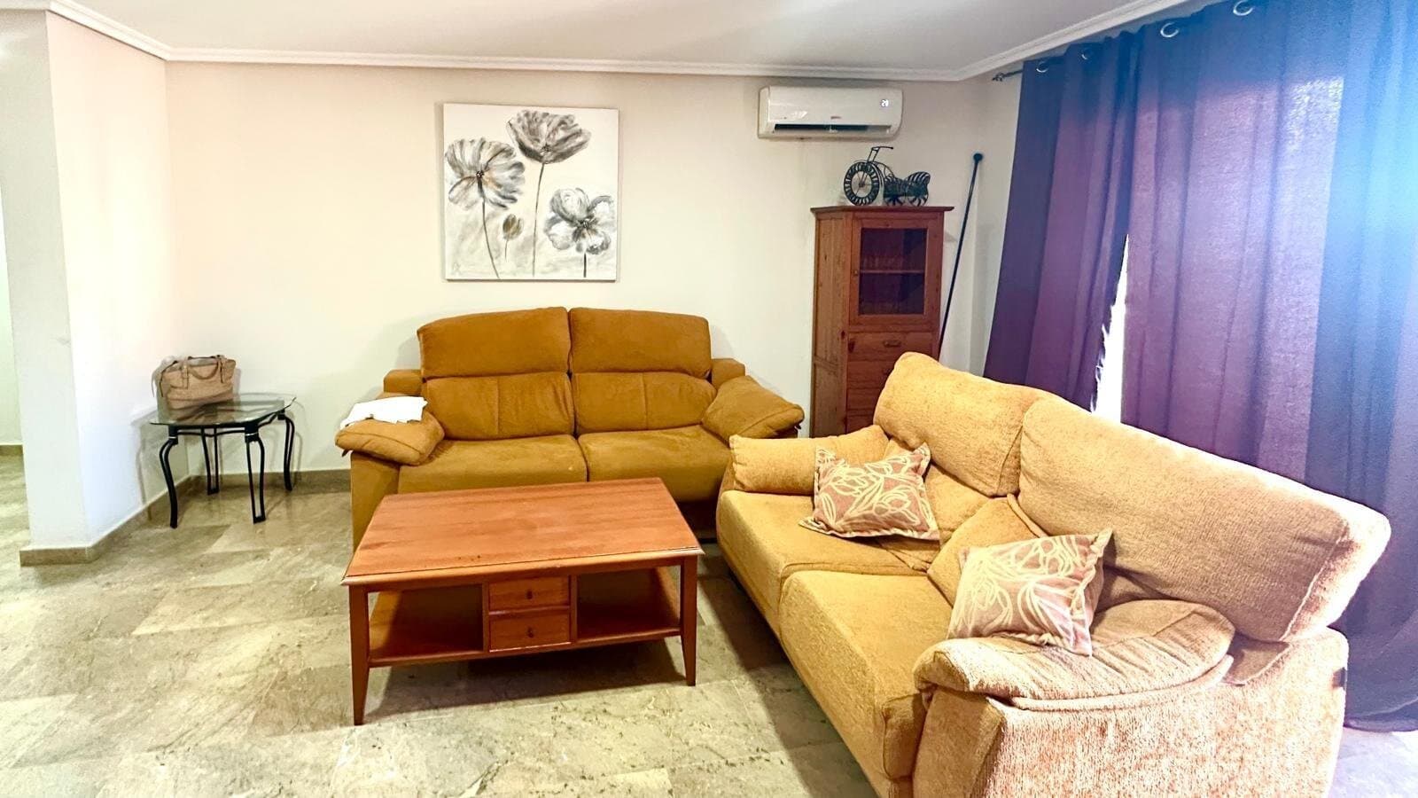 3-Bedroom Apartment in Torrevieja, Torrevieja - 2
