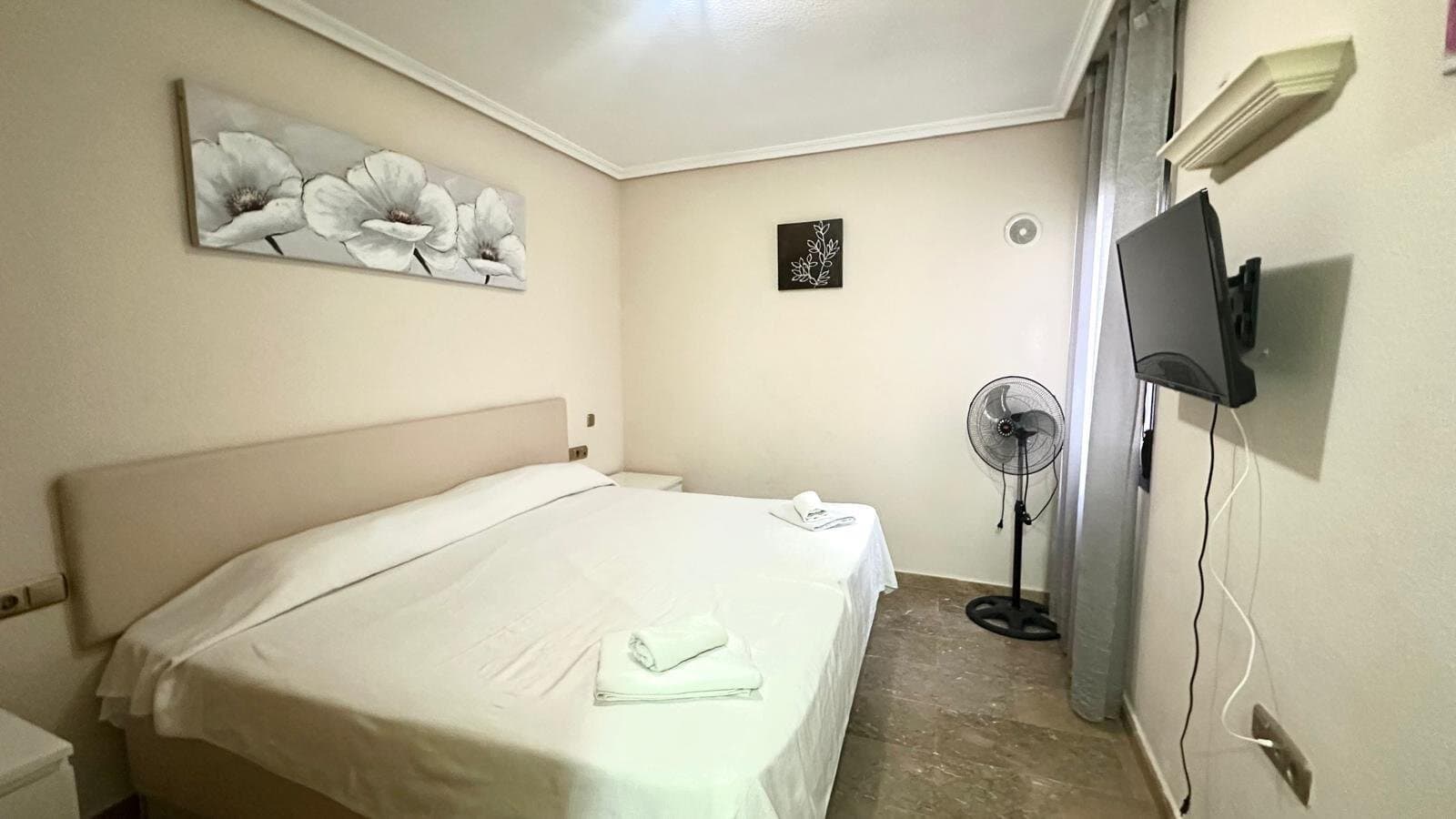 3-Bedroom Apartment in Torrevieja, Torrevieja - 21