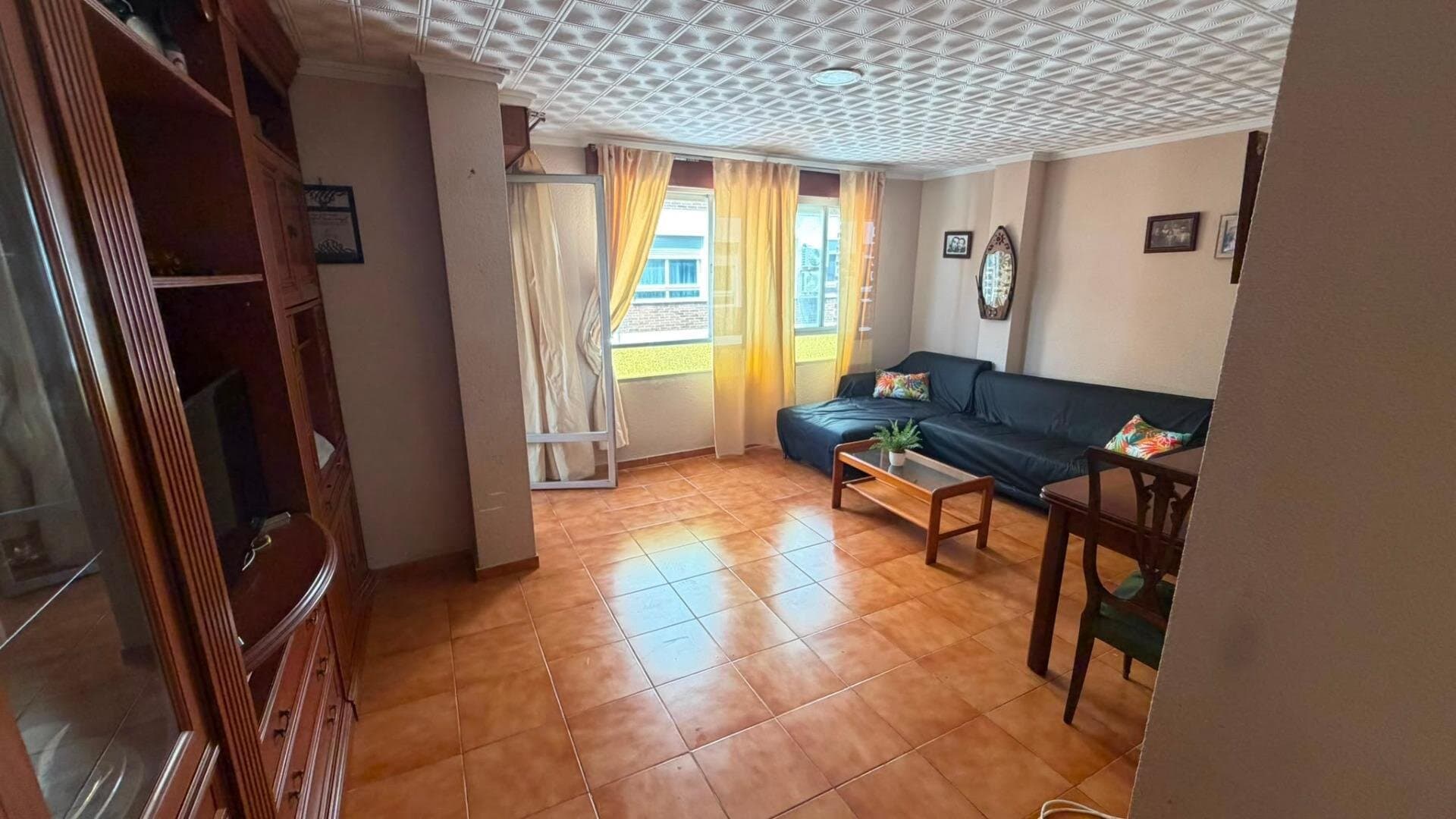 3-Bedroom Apartment in Torrevieja, Torrevieja - 7
