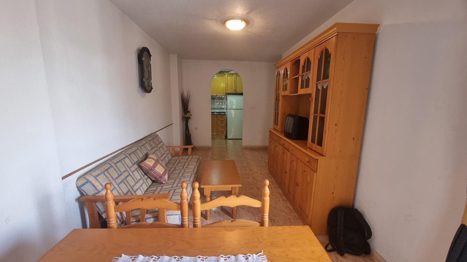 2-Bedroom Apartment in Torrevieja - 12