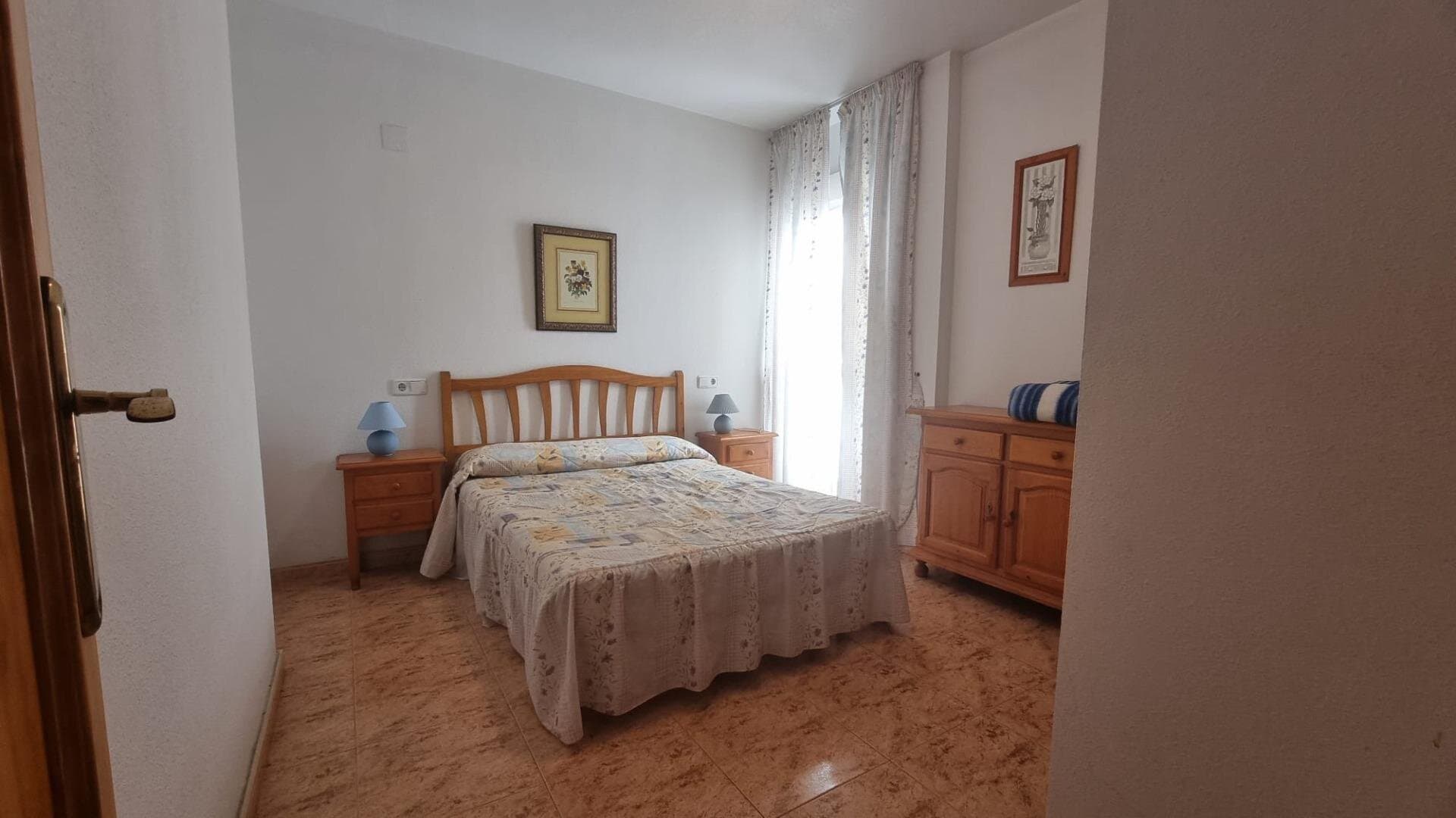 2-Bedroom Apartment in Torrevieja - 3
