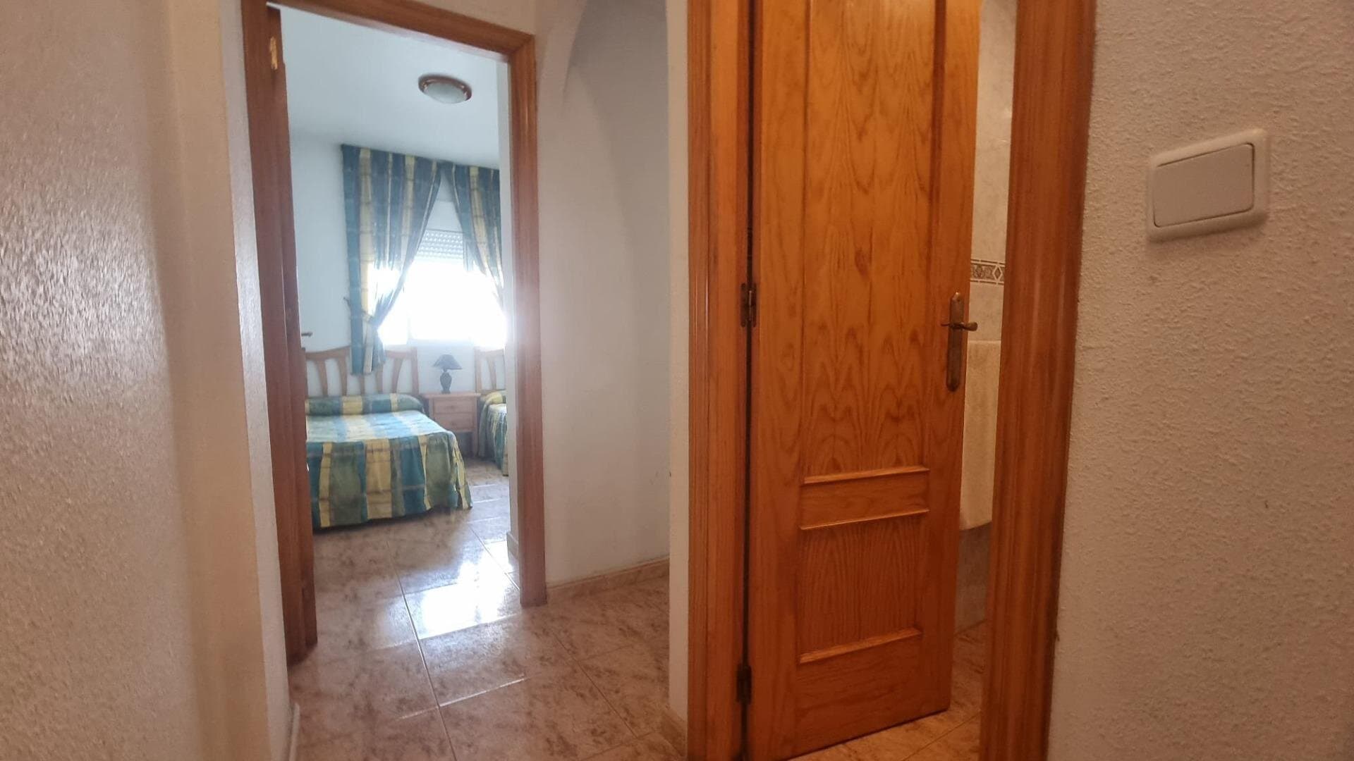 2-Bedroom Apartment in Torrevieja - 5