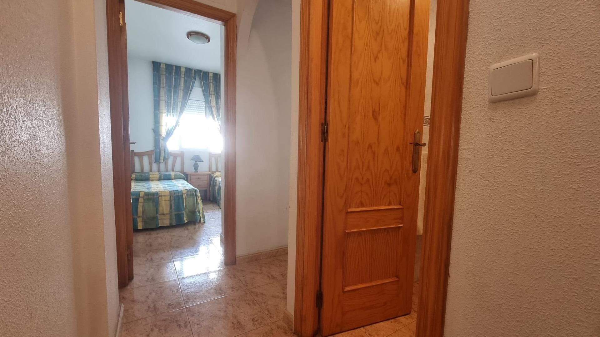 2-Bedroom Apartment in Torrevieja - 6