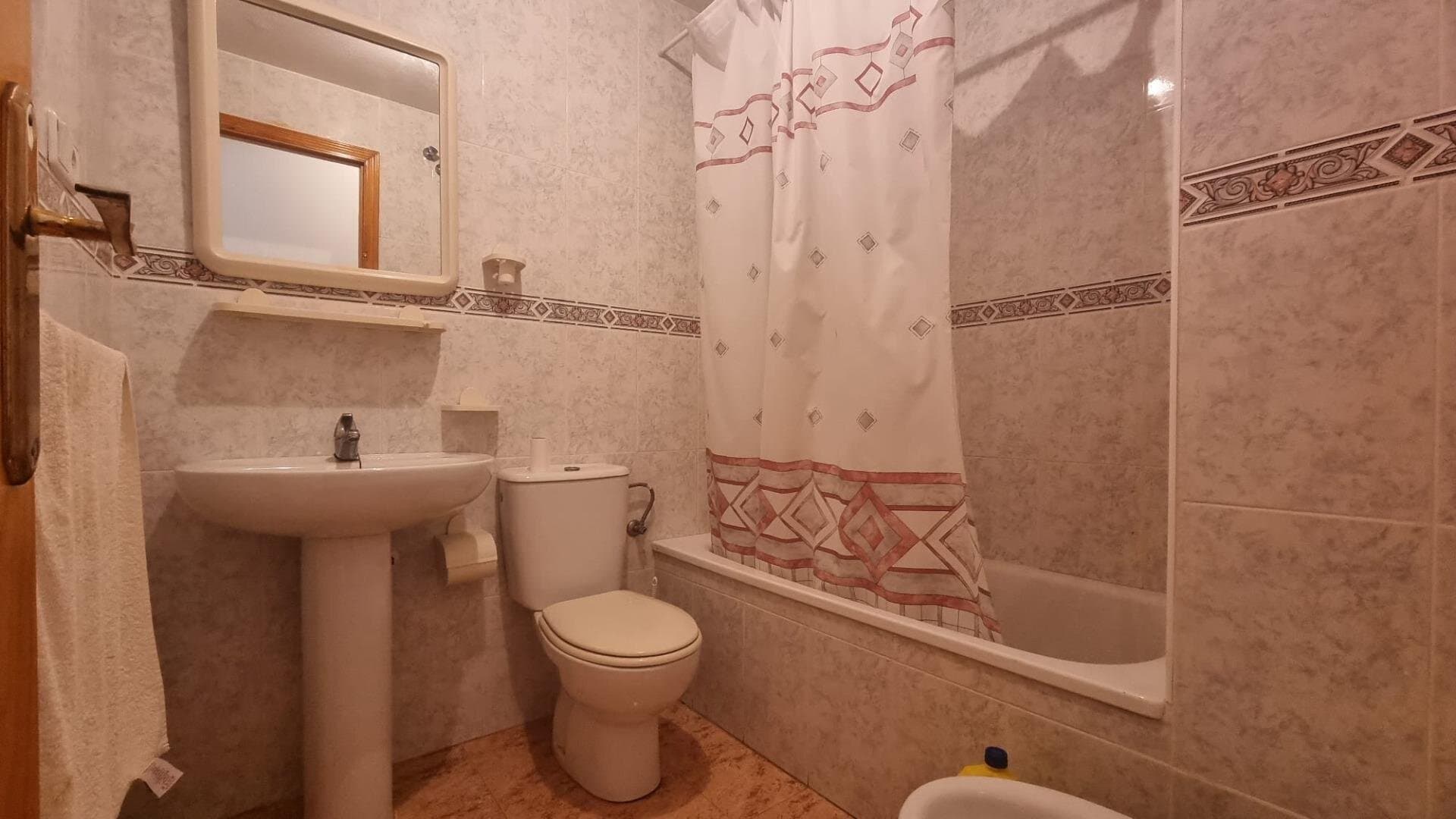 2-Bedroom Apartment in Torrevieja - 7