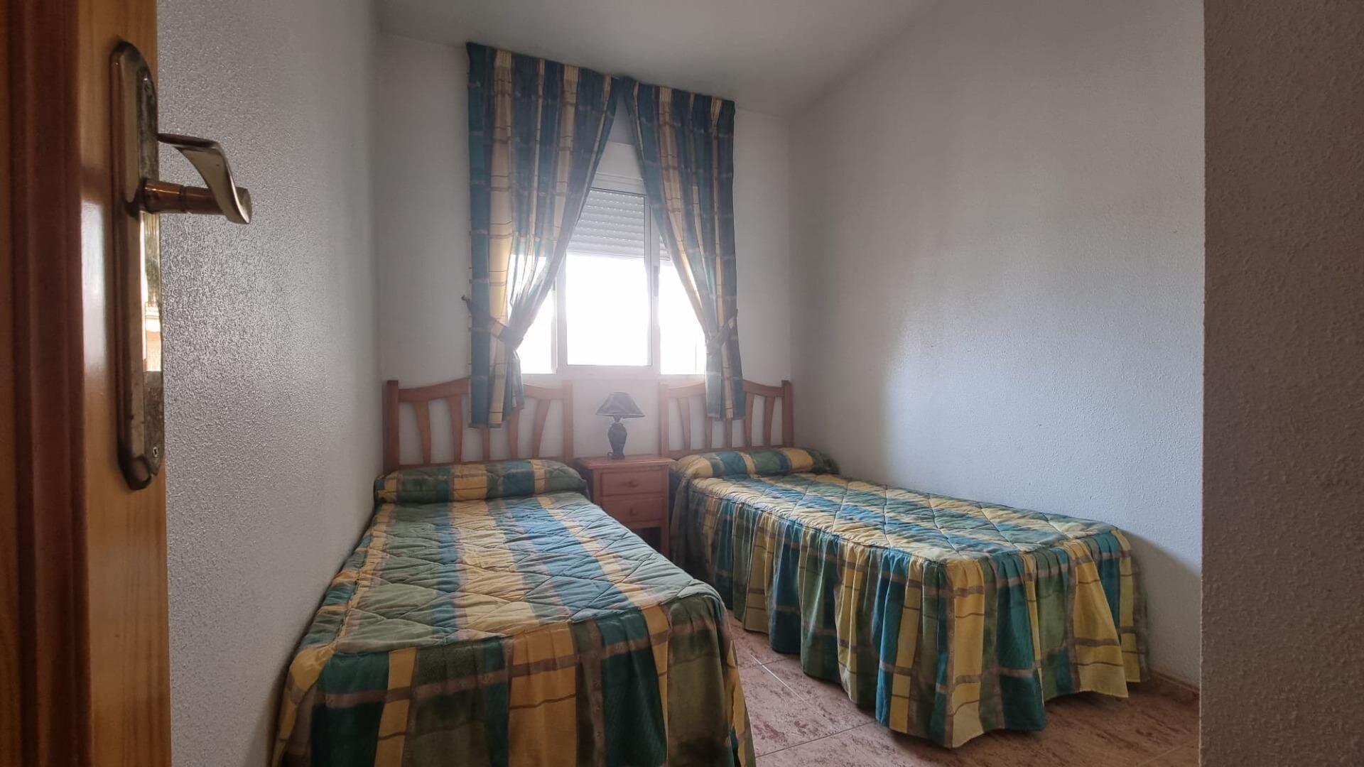 2-Bedroom Apartment in Torrevieja - 9