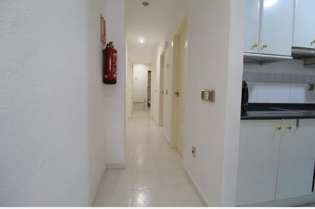 2-Bedroom Apartment in Torrevieja, Torrevieja - 10