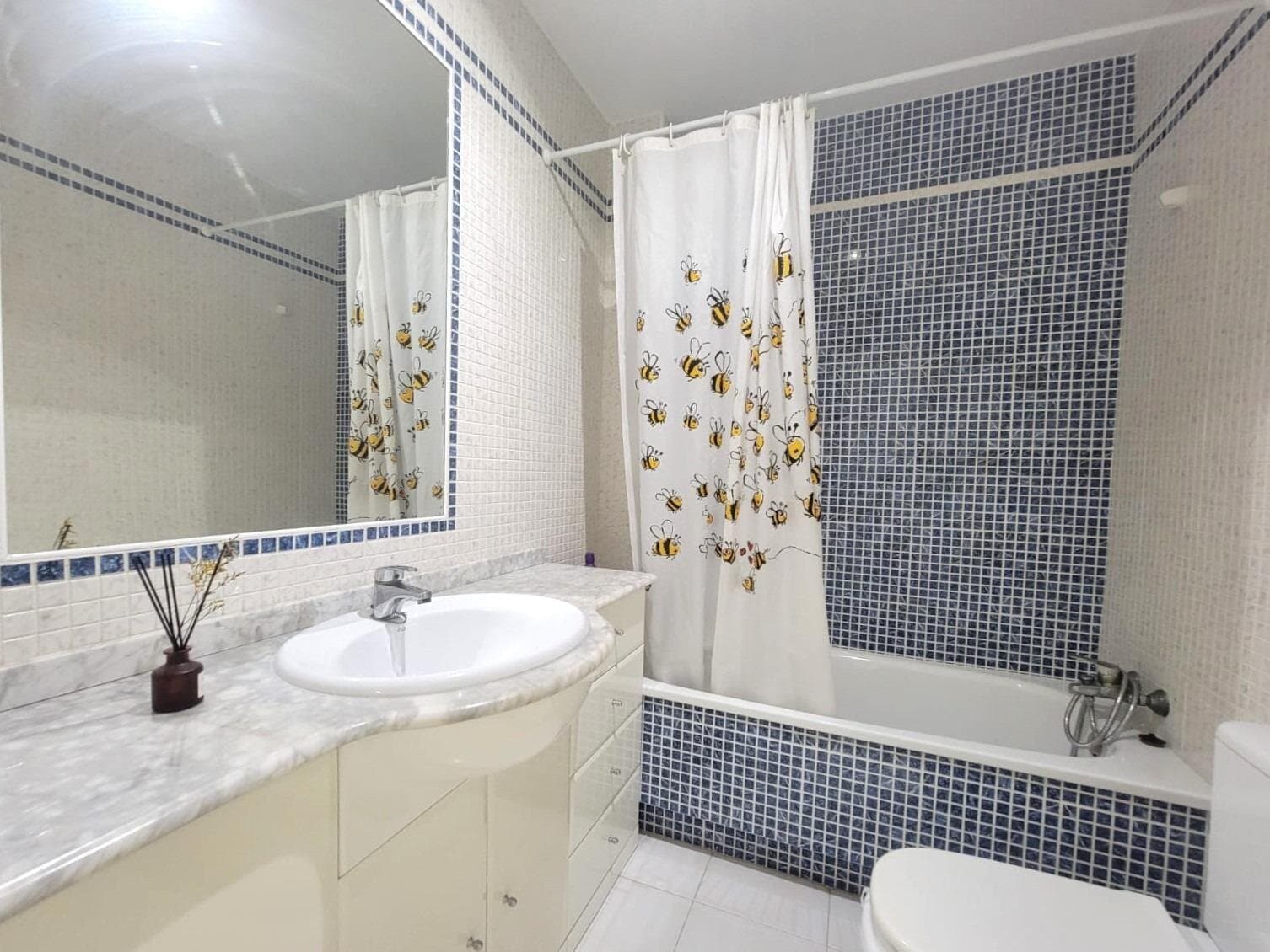 2-Bedroom Apartment in Torrevieja, Torrevieja - 5