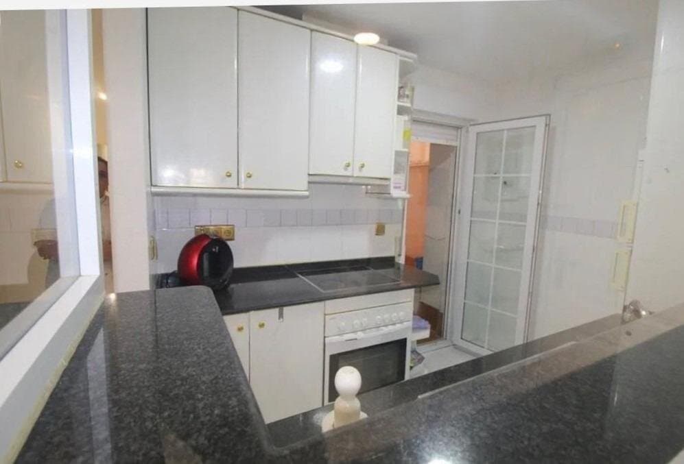 2-Bedroom Apartment in Torrevieja, Torrevieja - 7