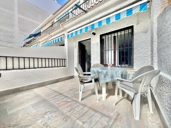 Appartement met 2 Slaapkamers in Estacion de Autobuses, Torrevieja