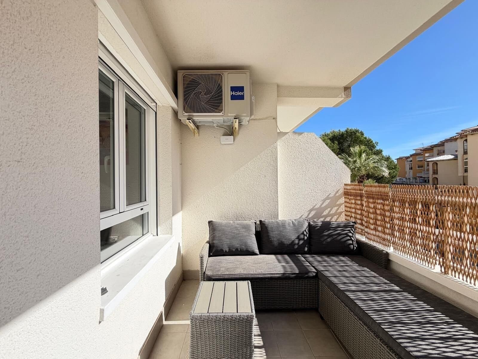 Apartamento de 2 Dormitorios en Altos de Campoamor, Orihuela Costa - 19