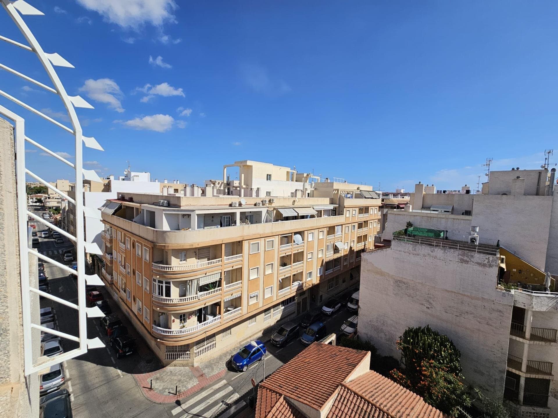 1-Bedroom Apartment in Torrevieja - 17