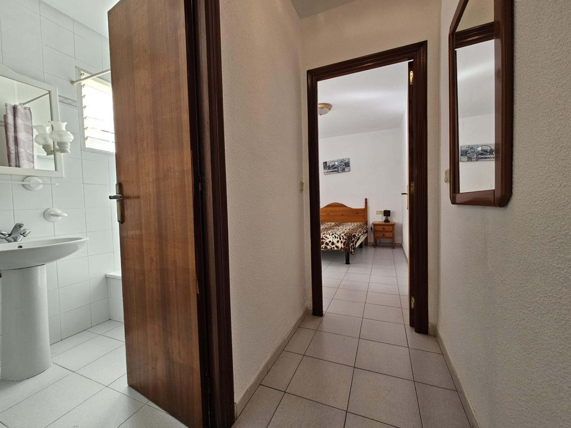 1-Bedroom Apartment in Torrevieja - 3