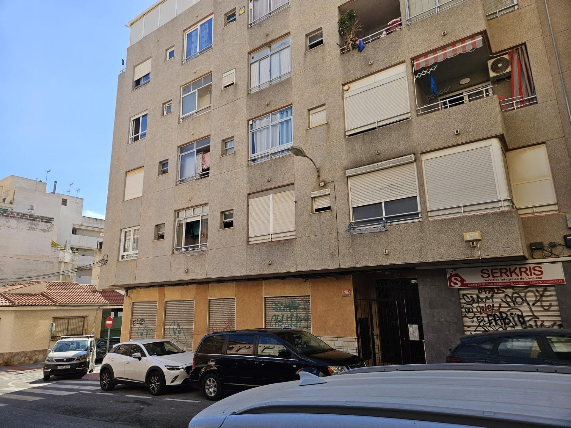 1-Bedroom Apartment in Torrevieja - 4