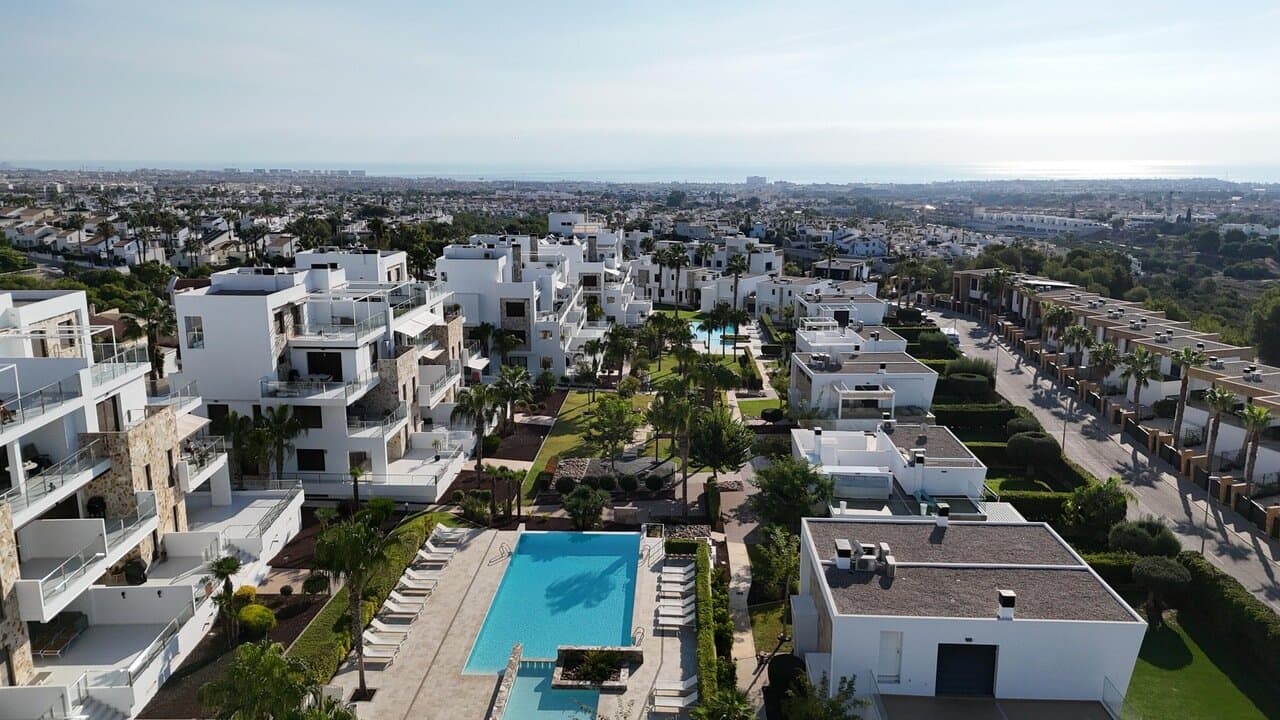 3-Bedroom Villa in Lomas de Cabo Roig-los Dolses, Orihuela Costa - 2