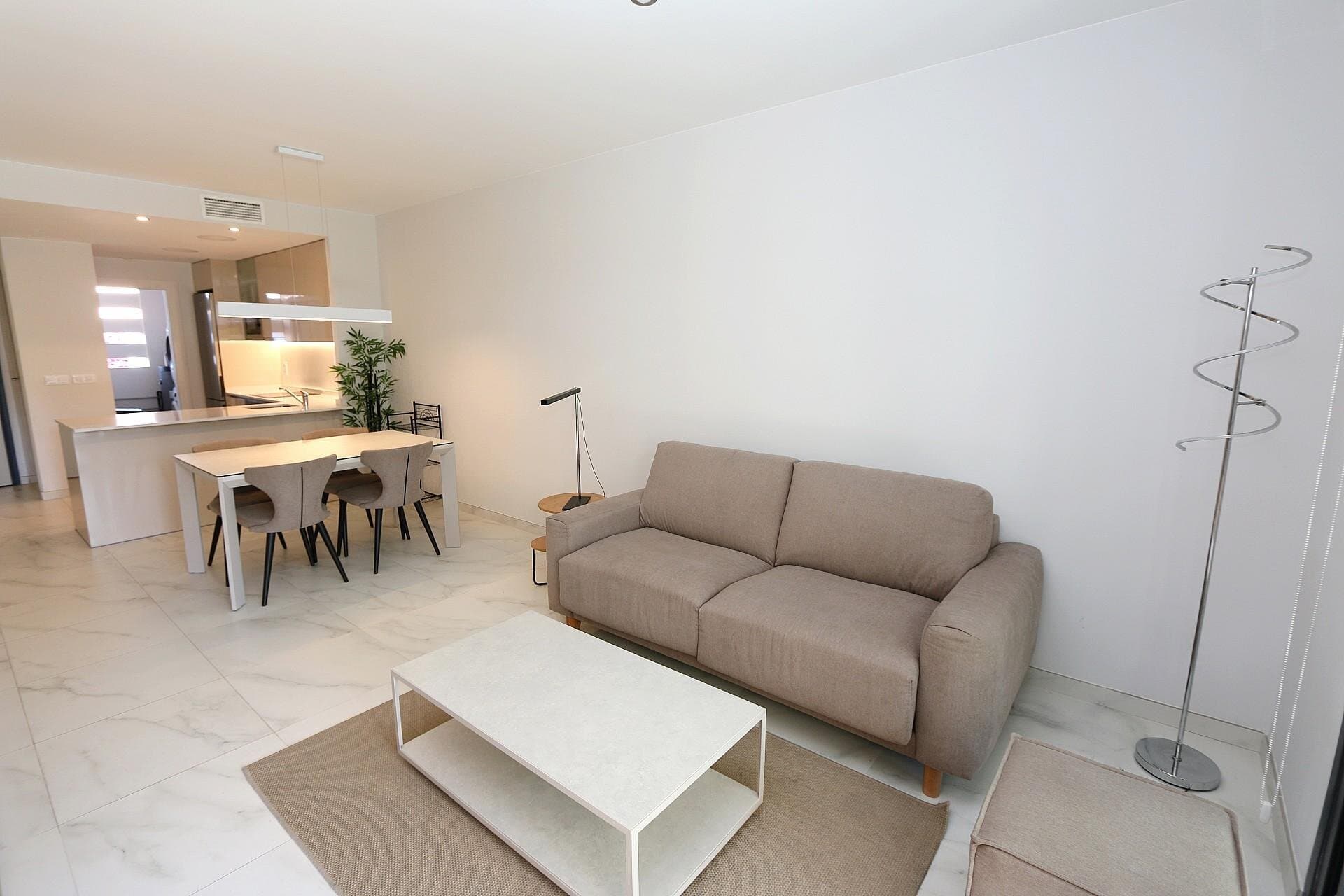 2-Bedroom Apartment in La Zenia, Orihuela Costa - 10