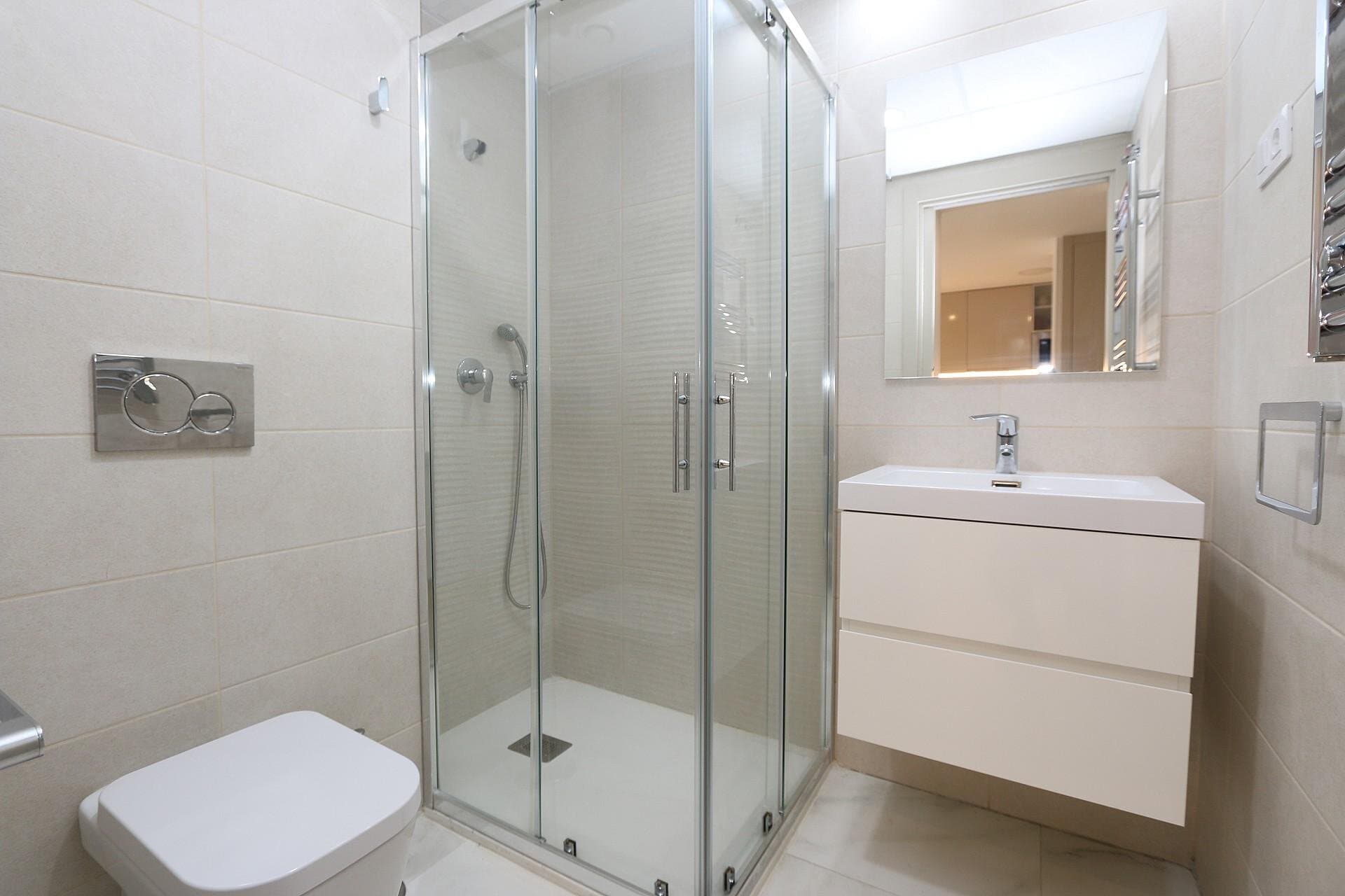 2-Bedroom Apartment in La Zenia, Orihuela Costa - 25