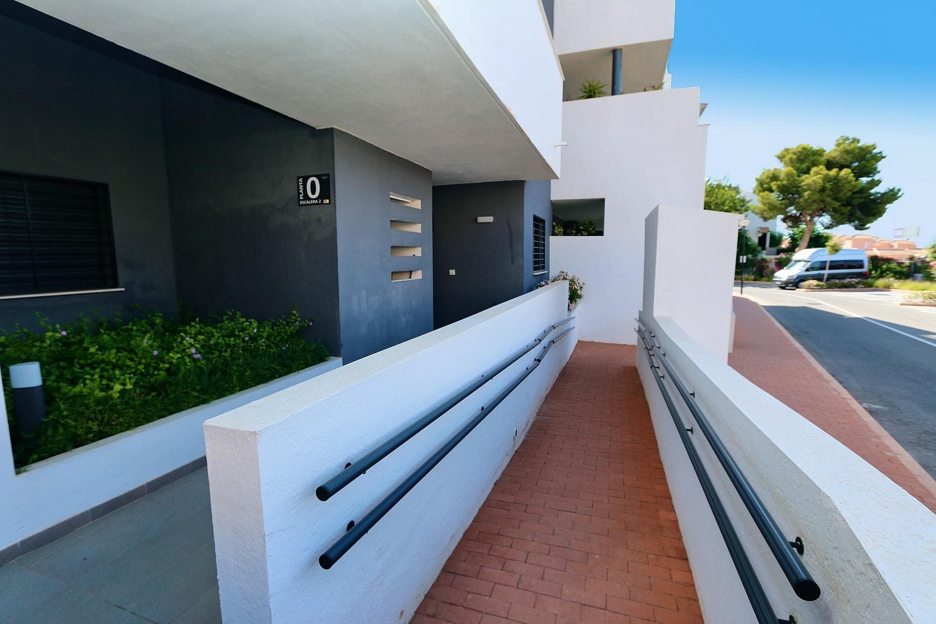 2-Bedroom Apartment in La Zenia, Orihuela Costa - 27