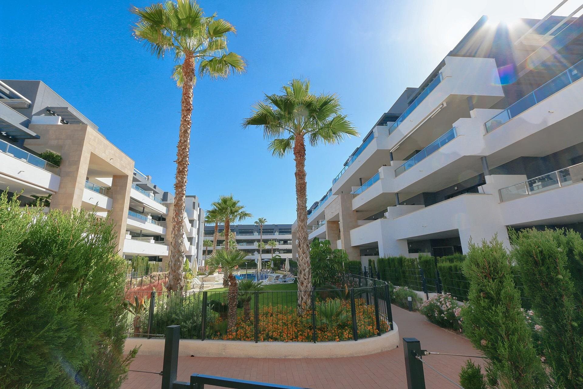 2-Bedroom Apartment in La Zenia, Orihuela Costa - 4
