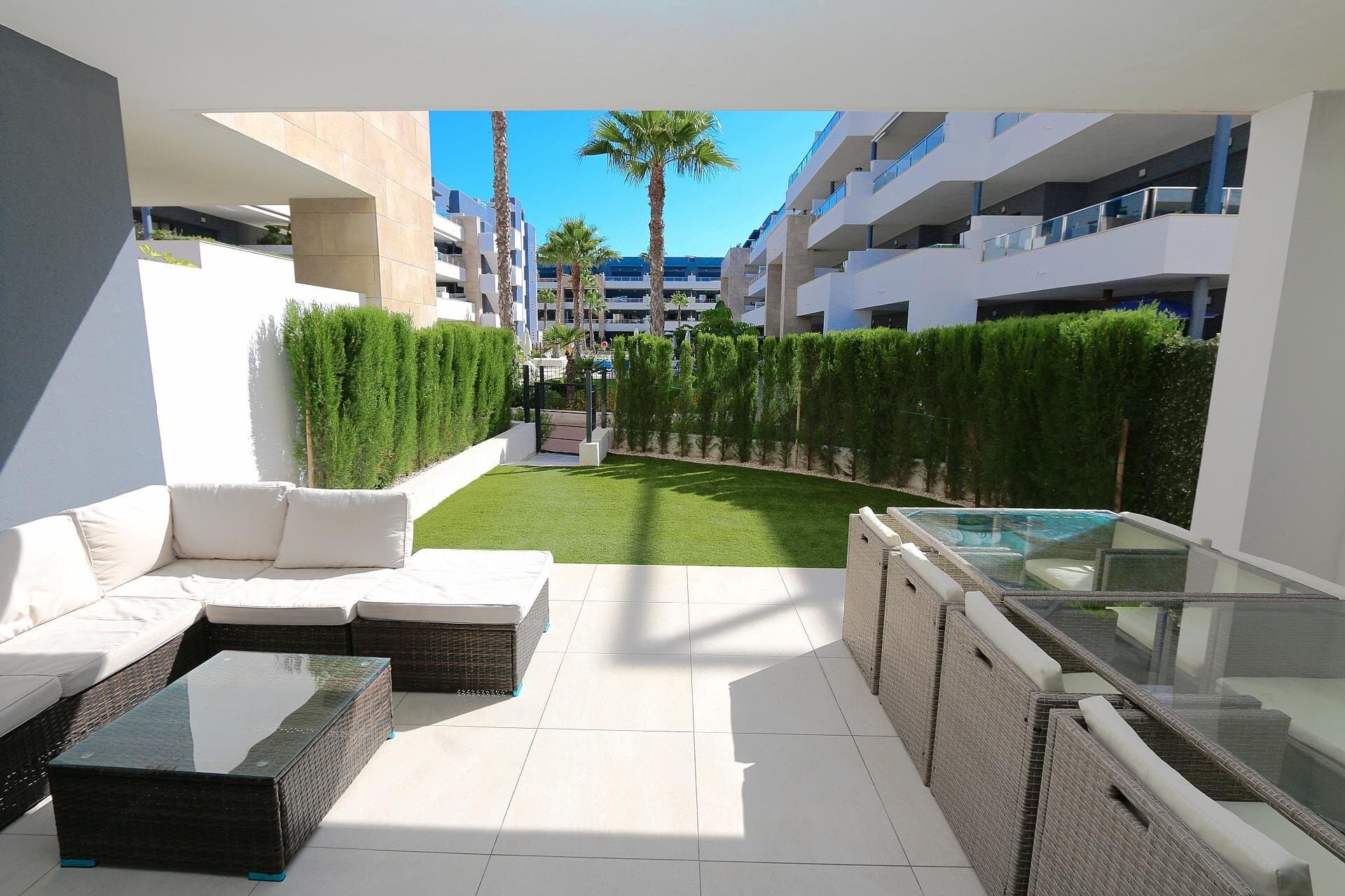 2-Bedroom Apartment in La Zenia, Orihuela Costa - 6