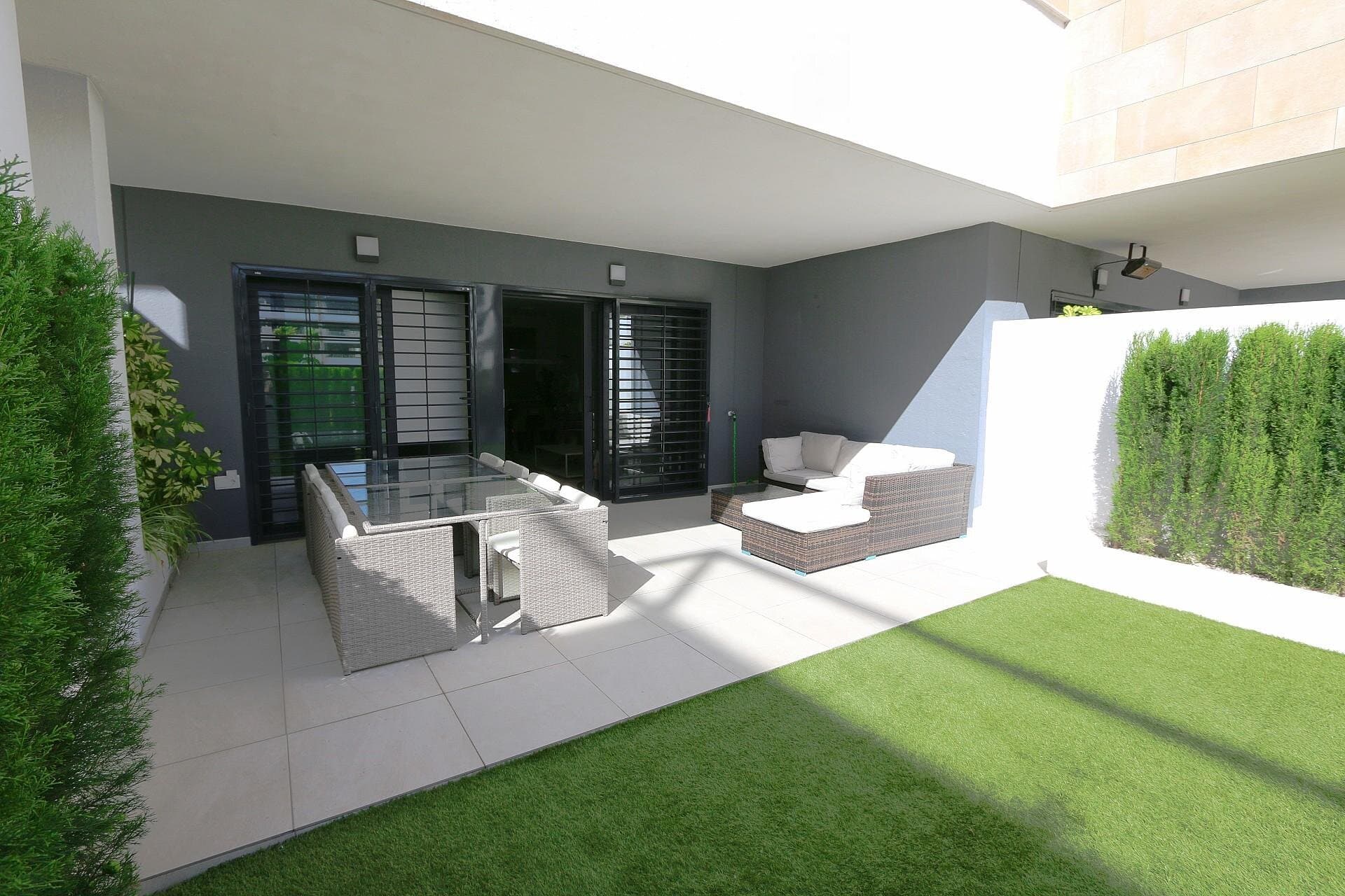 2-Bedroom Apartment in La Zenia, Orihuela Costa - 7