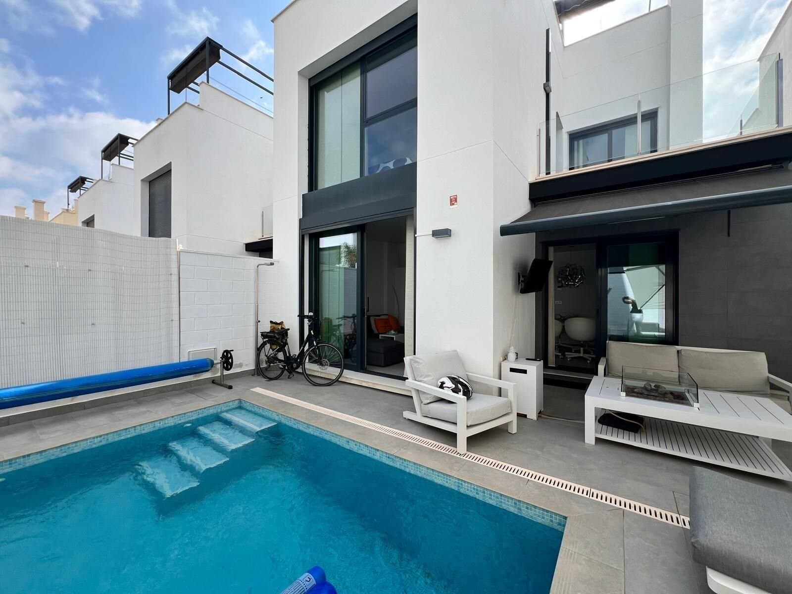 Villa in Orihuela Costa - 2