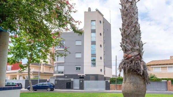 Appartement met 3 Slaapkamers in Playa del Cura, Torrevieja