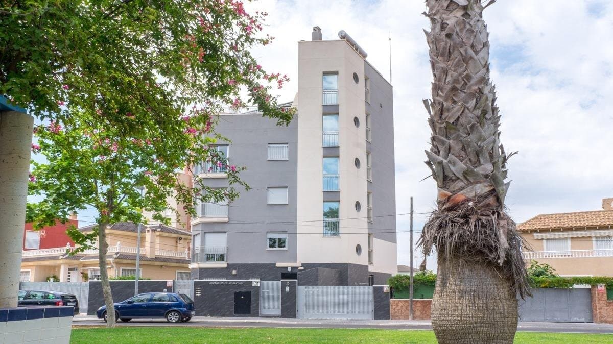 Appartement met 3 Slaapkamers in Playa del Cura, Torrevieja