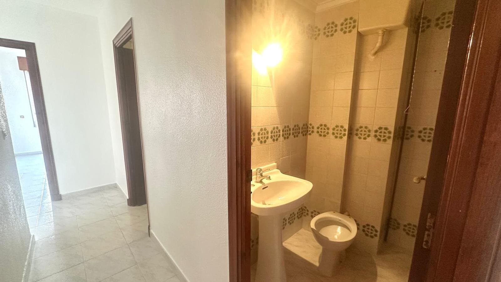3-Bedroom Apartment in Paseo Maritimo, Torrevieja - 6