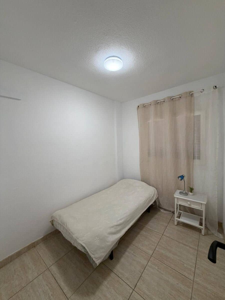 2-Bedroom Apartment in La Regia, Orihuela Costa - 10