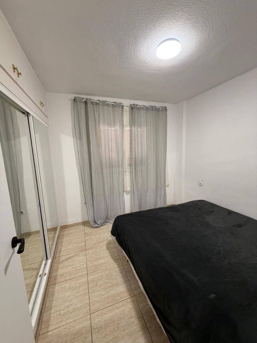 2-Bedroom Apartment in La Regia, Orihuela Costa - 9