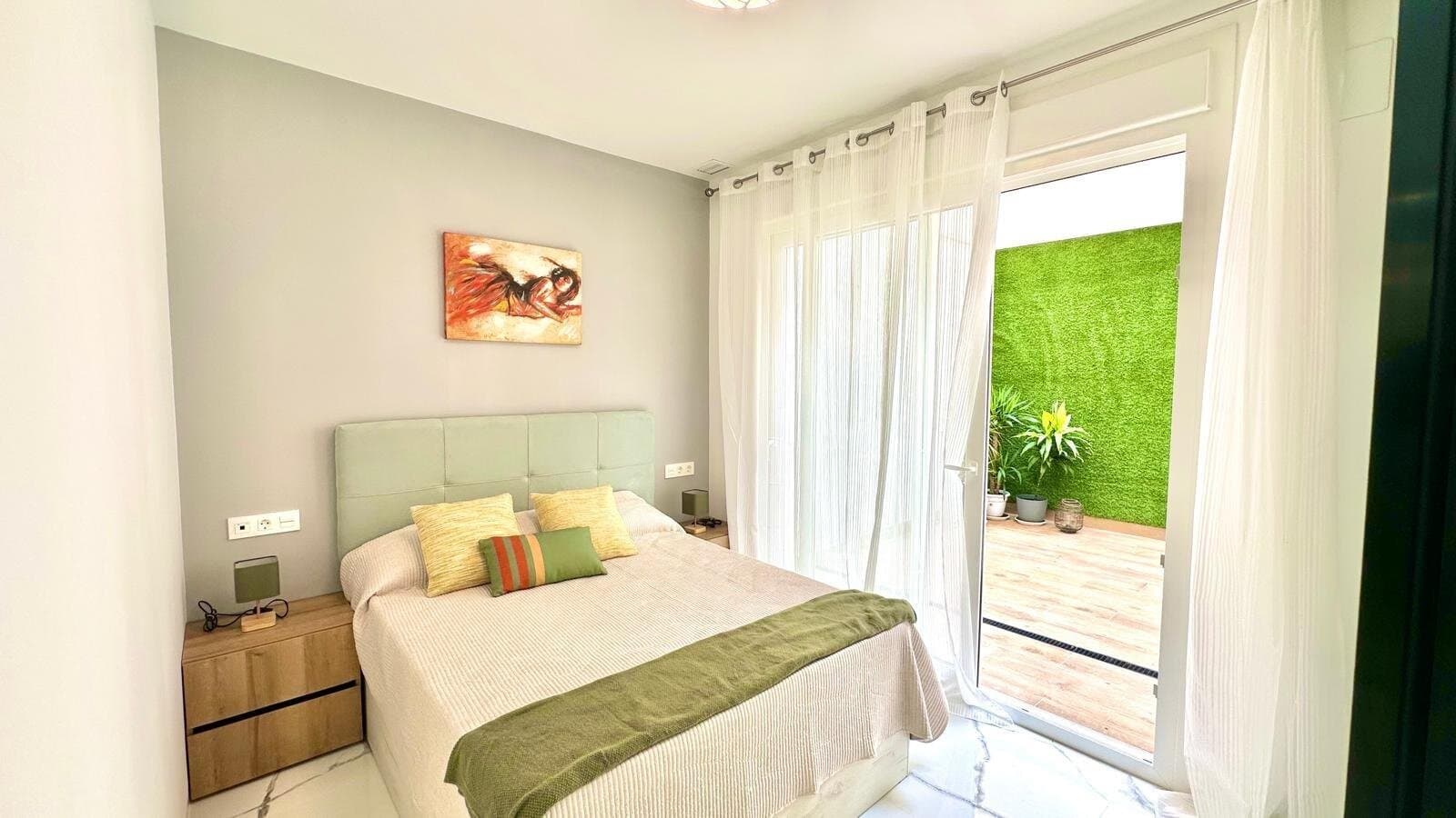 2-Bedroom Apartment in Playa del Cura, Torrevieja