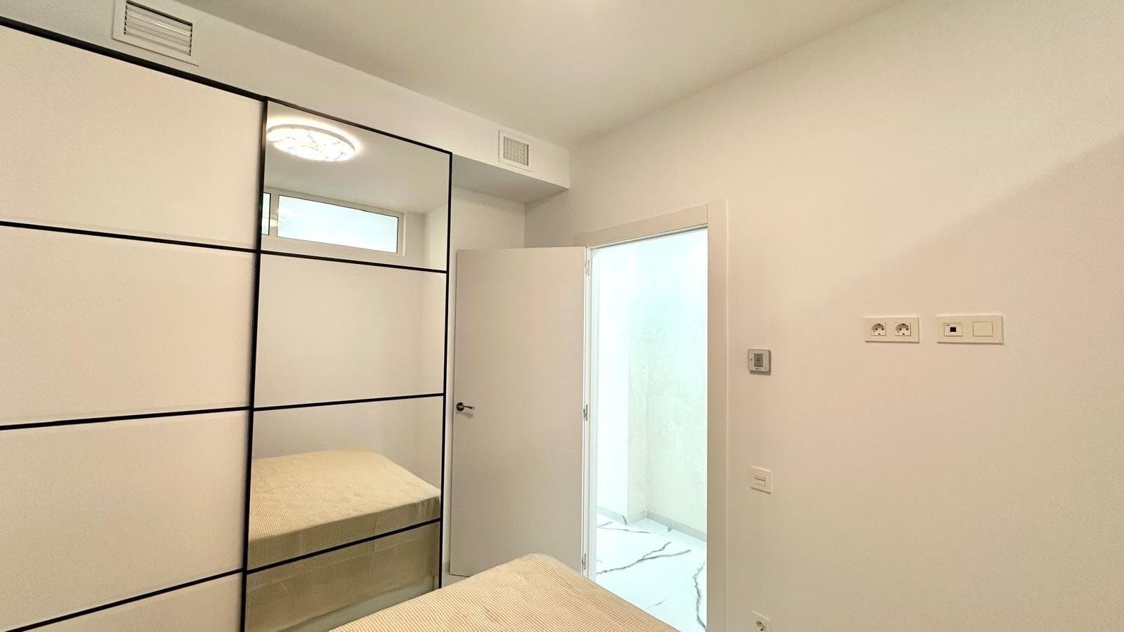 2-Bedroom Apartment in Playa del Cura, Torrevieja - 18