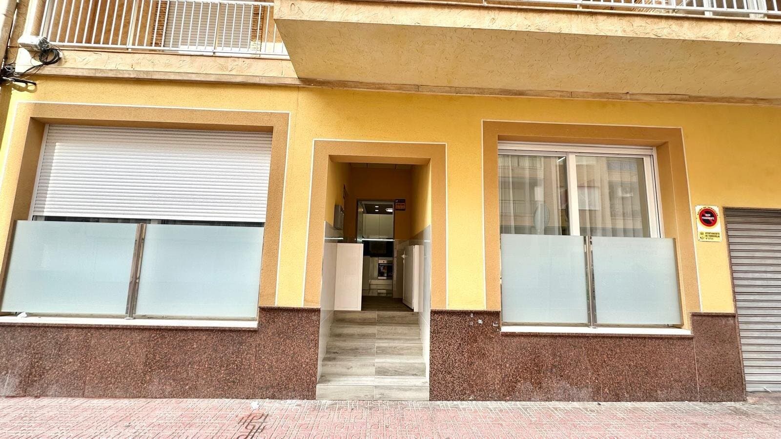 2-Bedroom Apartment in Playa del Cura, Torrevieja - 2