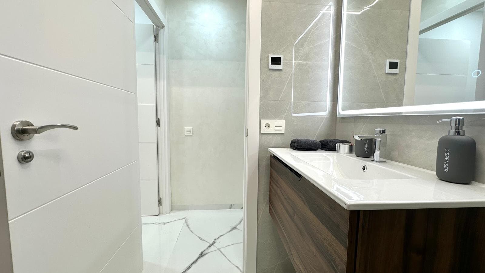 2-Bedroom Apartment in Playa del Cura, Torrevieja - 31