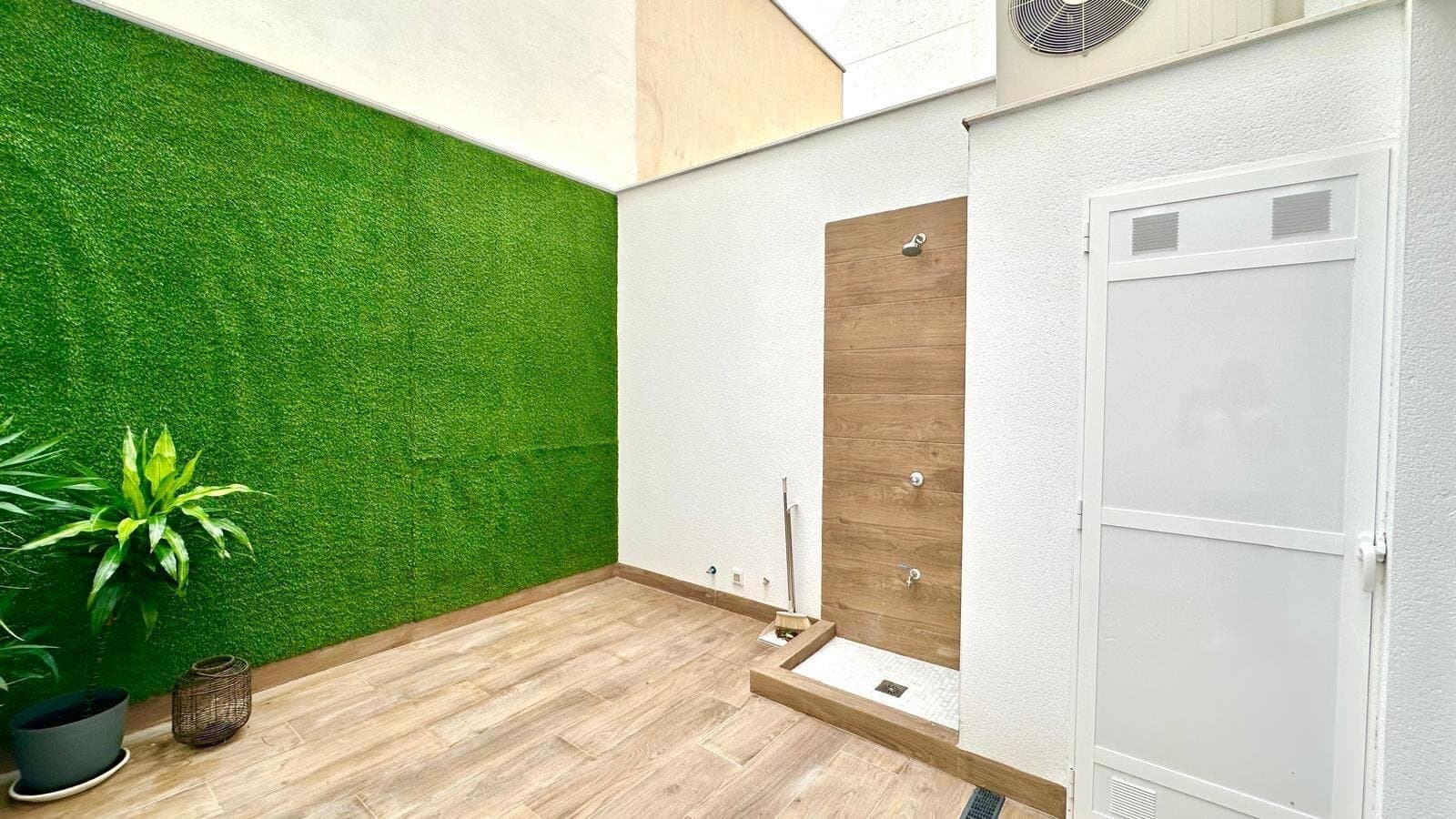 2-Bedroom Apartment in Playa del Cura, Torrevieja - 40