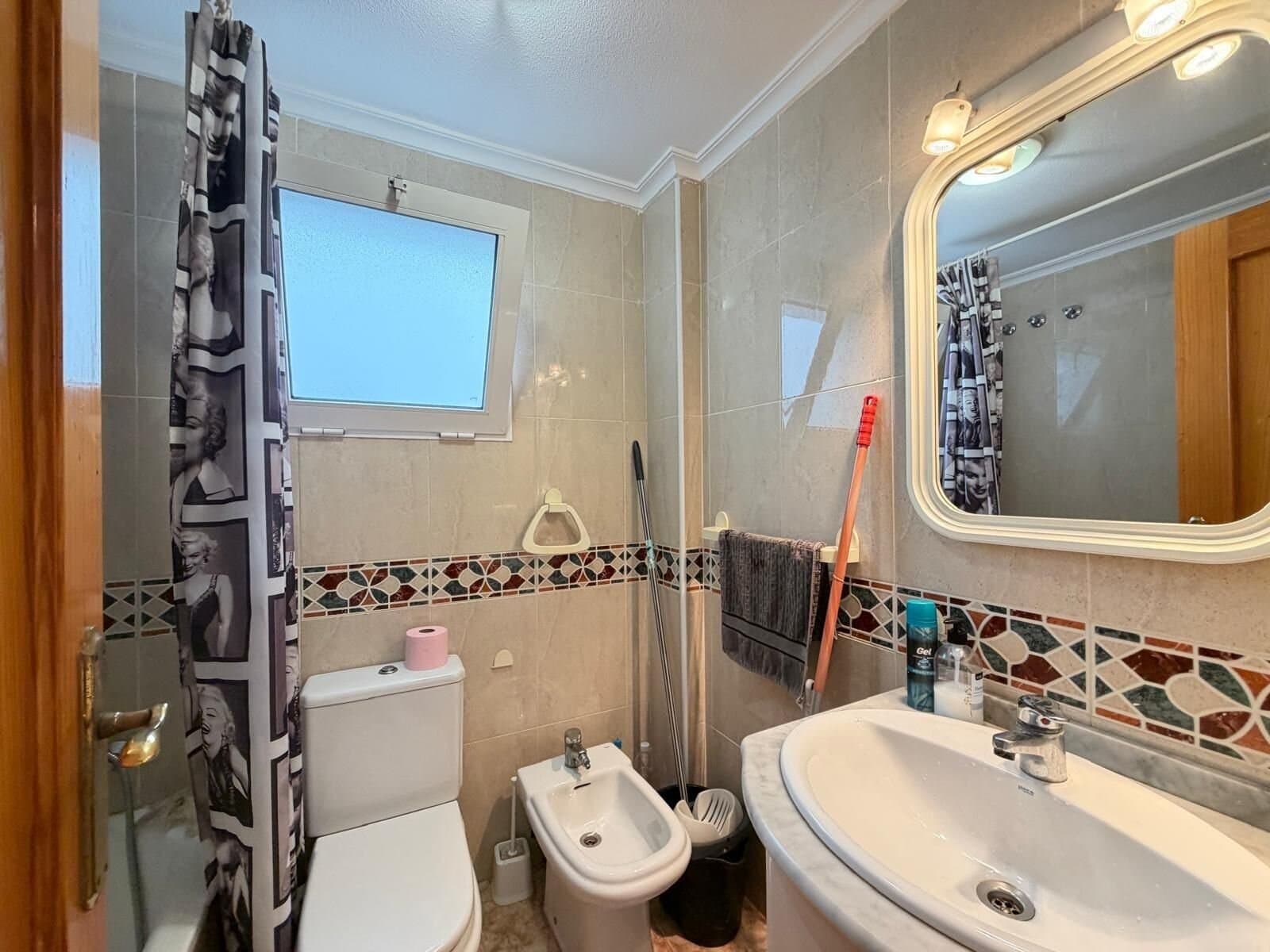 2-Bedroom Apartment in Estacion de Autobuses, Torrevieja - 10