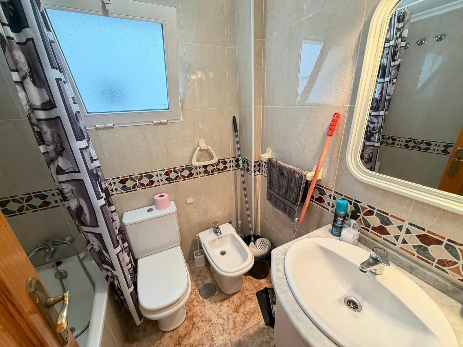 2-Bedroom Apartment in Estacion de Autobuses, Torrevieja - 11