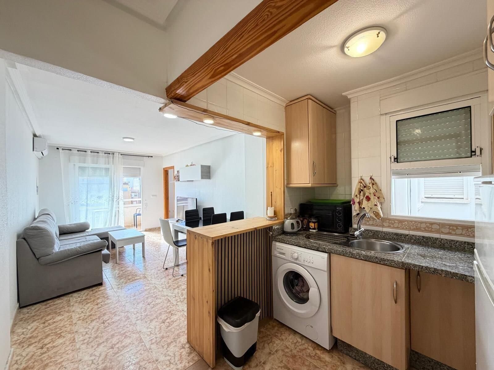 2-Bedroom Apartment in Estacion de Autobuses, Torrevieja - 14