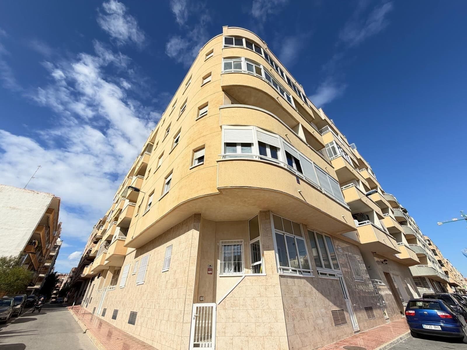 2-Bedroom Apartment in Estacion de Autobuses, Torrevieja - 40