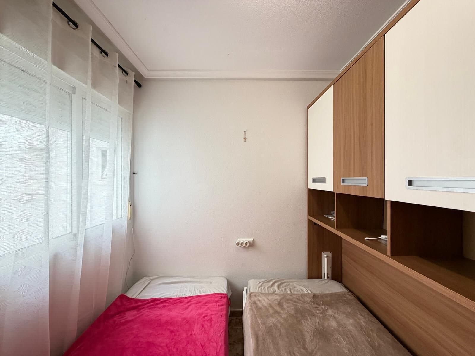 2-Bedroom Apartment in Estacion de Autobuses, Torrevieja - 6