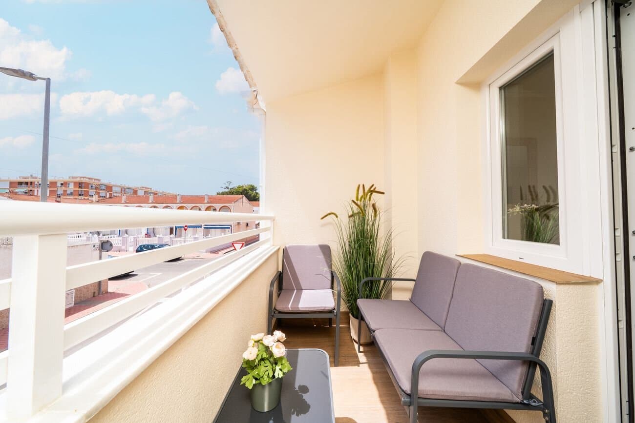 2-Bedroom Apartment in Centro, Torrevieja - 2