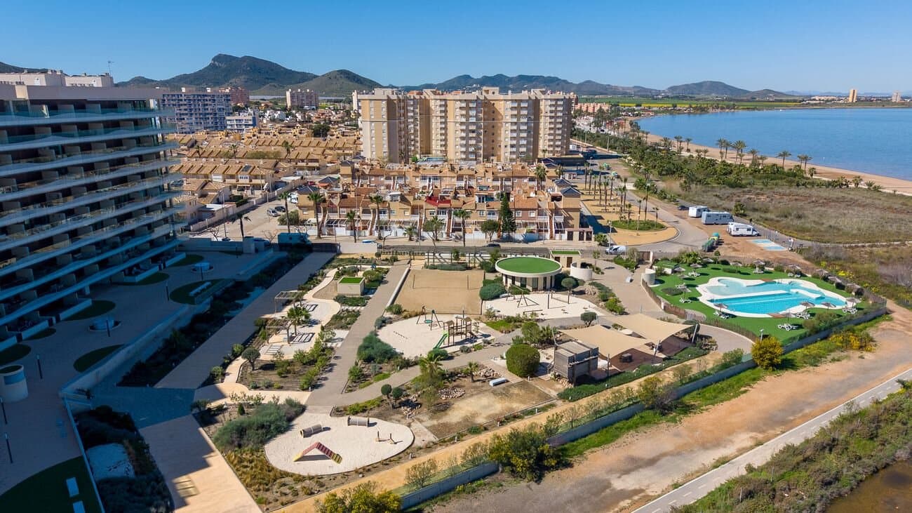 Apartamento de 3 Dormitorios en Cartagena - 29