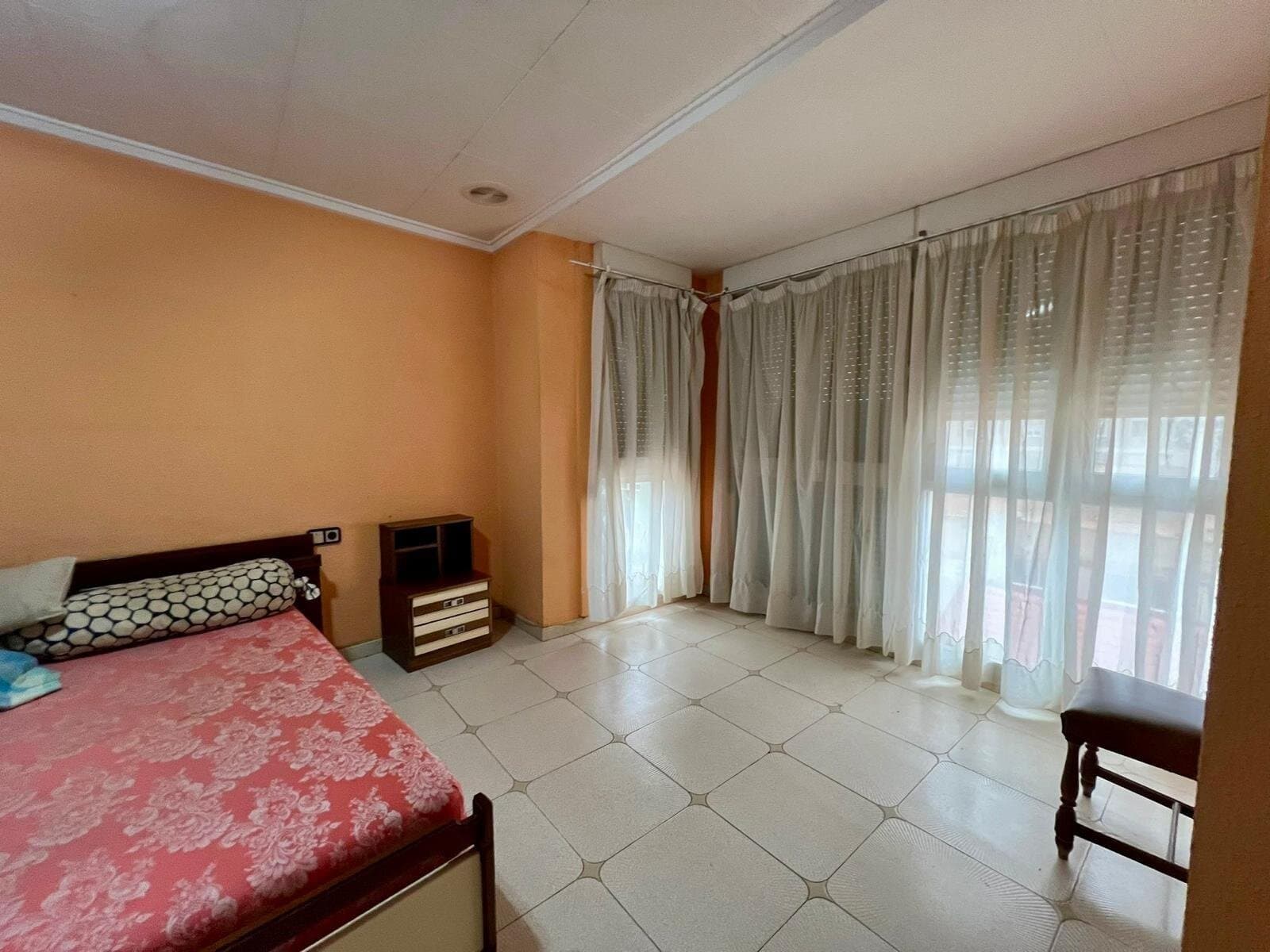 4-Bedroom Apartment in Estacion de Autobuses, Torrevieja - 10