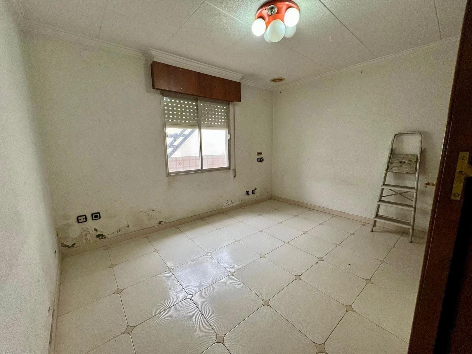 4-Bedroom Apartment in Estacion de Autobuses, Torrevieja - 13