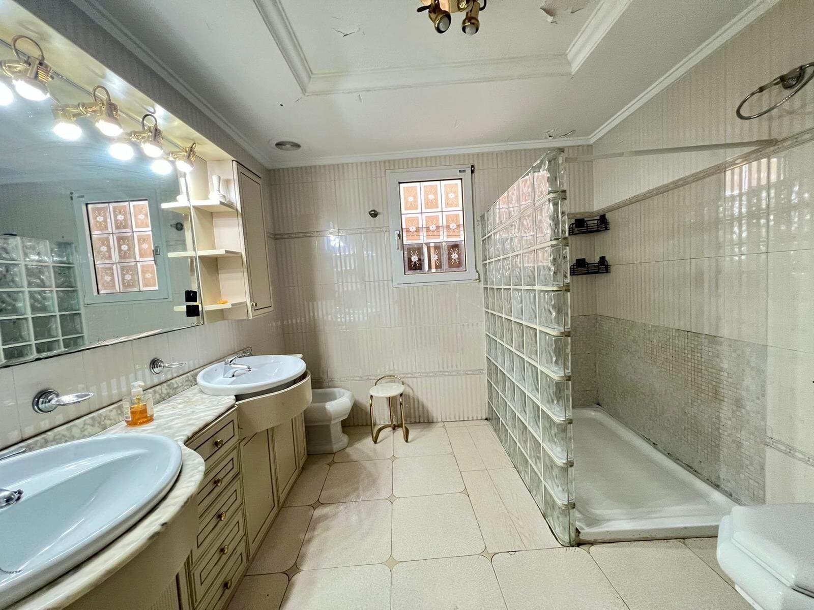 4-Bedroom Apartment in Estacion de Autobuses, Torrevieja - 14