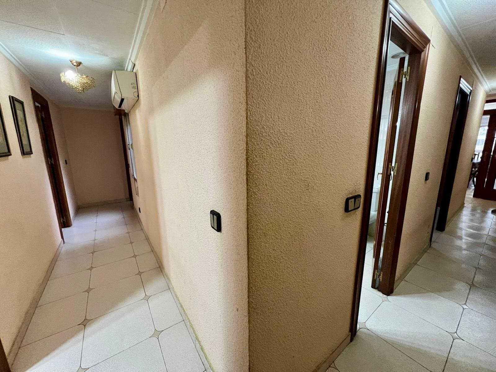 4-Bedroom Apartment in Estacion de Autobuses, Torrevieja - 19