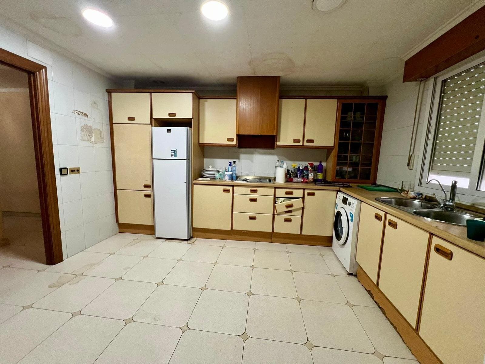 4-Bedroom Apartment in Estacion de Autobuses, Torrevieja - 2