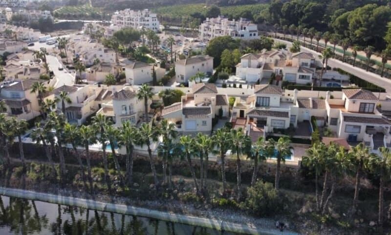 3-Bedroom Villa in Las Ramblas, Orihuela Costa - 14