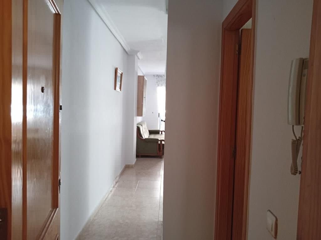 2-Bedroom Apartment in Centro, Torrevieja - 2