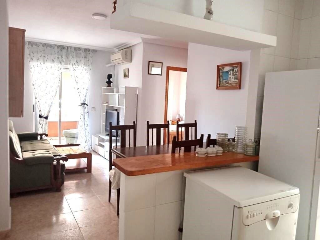 2-Bedroom Apartment in Centro, Torrevieja - 4